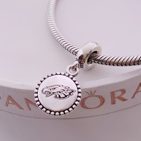 Pandora Philadelphia Eagles Charm - Picture 1 of 3